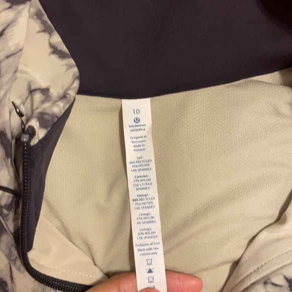 Lululemon Bring Back The Track Jacket - Picture 3 of 8